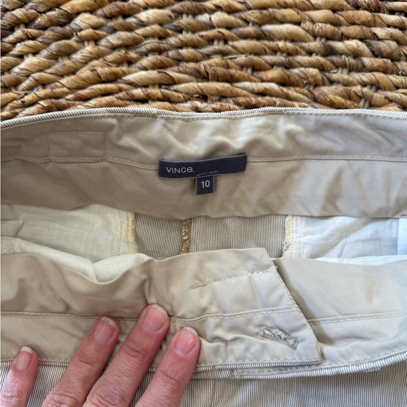 Vince Tan Lightweight Bermuda Shorts - Picture 4 of 11